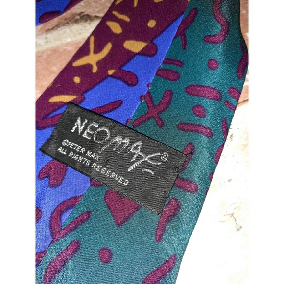 Neomax by Peter Max Silk Graphic Print Tie - Picture 7 of 15